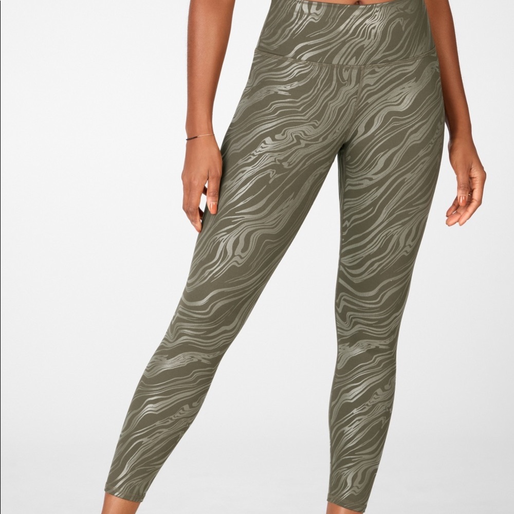 NWT Fabletics x Liza Koshy High-Waisted PowerHold 7/8